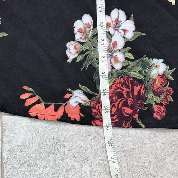 Womens Plus Size Floral Blouse with Notch Neck Cuffed Sleeve Size 3XL - Picture 8 of 13